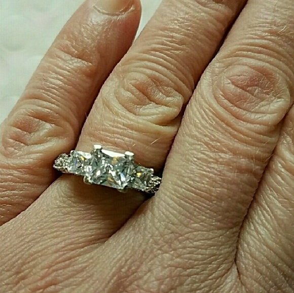 NWOT Vintage Cz Ring Size 5 - Picture 4 of 4